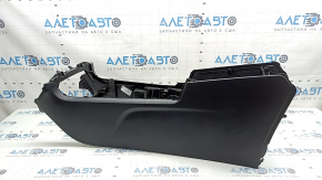 Консоль центральная Mercedes H247 GLA 20-23 черная