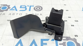 Кронштейн решетки радиатора правый grill Mazda CX-9 16-23