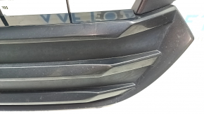 Решетка радиатора grill Honda Insight 19-22 в сборе с эмблемой, сколы, потерта