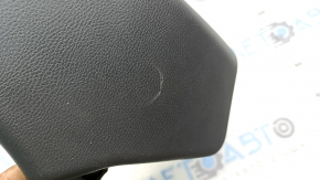 Накладка боковая пассажирского сиденья левая Honda Insight 19-22 черная, побелел пластик, сломано крепление, царапины