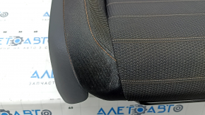 Пассажирское сидение Honda CRV 23-26 без airbag, механическое, подогрев, ткань черная с оранжевой строчкой, Sport, под химчистку