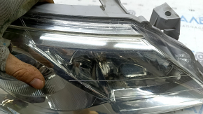 Фара передняя правая Toyota Camry v50 12-14 usa XLE, облез лак, сколы