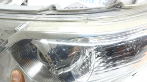 Фара передняя левая Toyota Camry v50 12-14 usa XLE, облез лак, сломано крепление