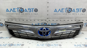 Решетка радиатора grill со значком Toyota Camry v50 12-14 hybrid usa LE XLE, сколы