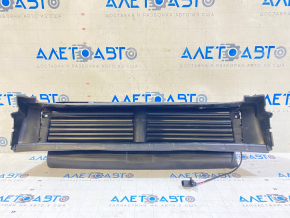 Жалюзи дефлектор радиатора VW Jetta 19-21 с моторчиком