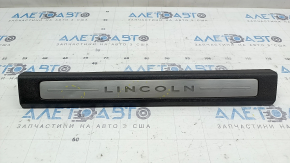 Prag ușă dreapta față Lincoln MKZ 17-20, cromat cu iluminare din spate, negru, zgârieturi, lovituri