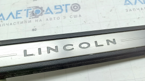 Prag ușă stânga față Lincoln MKZ 17-20, cromat cu iluminare din spate, negru, zgârieturi