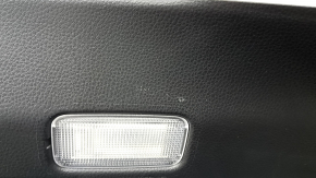 Обшивка арки правая Toyota Venza 21-24 с накладкой, черная, царапины, потерта