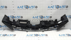 Кронштейн накладки решетки радиатора верхний grill Mazda CX-50 23-26