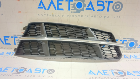 Решетка переднего бампера правая Audi A6 C7 16-16 хром молдинг