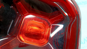 Фонарь правый Jeep Renegade 19-23 LED, царапины
