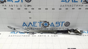 Ресничка молдинг решетки радиатора левая Honda Accord 21-22 светлый хром