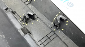Ornamente ușă spate dreapta inferioare pentru Hyundai Tucson 22-26: structură, crăpături, lovituri, elemente de fixare rupte, zgârieturi