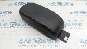 Подлокотник центральной консоли Jeep Renegade 18-23 кожа черная с красной строчкой, Trailhawk