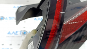 Фонарь внешний крыло левый Hyundai Tucson 22-26 LED, воздух по кромке