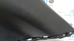 Накладка задней стойки правая Hyundai Tucson 22-26 черная, царапины, сломаны крепления