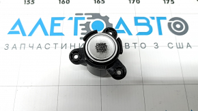 Butonul Start/Stop de la un Hyundai Tucson 2022-26 este uzat.