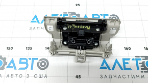 Накладка центральной консоли передняя Hyundai Tucson 22-26 серая, с кнопкой открытия подлокотника, надломано крепление