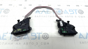 Кнопки управления на руле VW Jetta 23-26 под радар