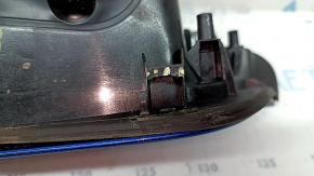 Лючок бензобака VW Jetta 19-26 с корпусом, сломана защелка