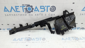 Дефлектор радиатора правый VW Jetta 22-24 1.5T