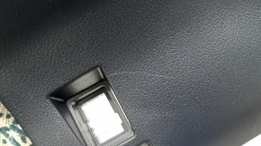 Накладка колени водителя левая Lexus CT200h 13-17 черная, царапины
