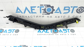 Накладка центральной консоли боковая верхняя правая Lexus CT200h 14-17 черная, кожа, серая строчка