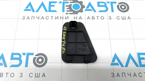 Заглушка обшивки арки багажника нижняя передняя левая Lexus CT200h 11-17 черная, потерта