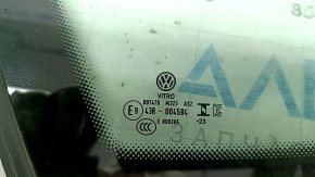 Форточка глухое стекло задняя левая VW Jetta 21-26 хром