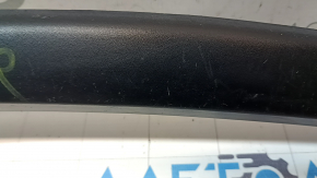 Ornamente inferioare arc ușă spate dreapta pentru Jeep Grand Cherokee WK2 11-22: structură, rupturi, zgârieturi