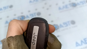 Ключ smart Jeep Renegade 15-22 4 кнопки, царапины, тычки