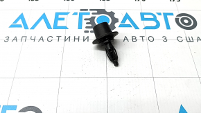 Отбойник капота правый Lexus CT200h 11-17 передний