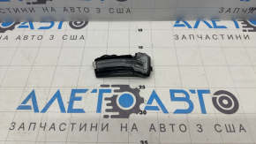 Повторитель поворота правого зеркала Audi Q3 83A 19-25