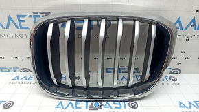 Решетка радиатора grill левая BMW X3 G01 18-21 ноздря, хром обрамление+ серая решетка, тычки