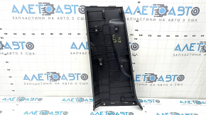 Накладка центральной стойки нижняя правая Audi Q3 83A 19-25 черная