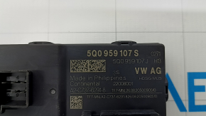 Блок управления дверью багажника Audi Q3 83A 19-25
