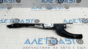 Планка замка капота Toyota Camry v40