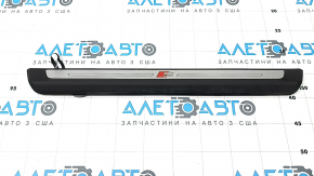 Ornamente prag exterior față Audi Q3 83A 19-25 negre cu iluminare din spate, S-Line, zgârieturi