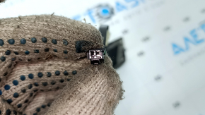Накладка порога наружная передняя левая Audi Q3 83A 19-25 черная с подсветкой, S-Line, хром, потерта