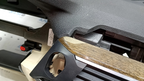 Торпедо передняя панель с AIRBAG BMW X3 G01 18-21 черно-бежевое, без проекции, с накладками и центральным дефлектором, вздулся лак