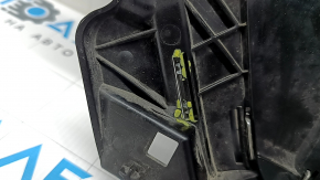 Решетка радиатора grill в сборе Audi Q3 83A 19-25 черный глянец с матовый хром, с эмблемой, трещина, надломан молдинг, сломаны крепления, тычки