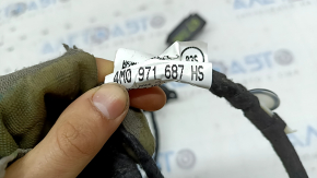 Проводка двери задней правой Audi Q7 16-26 keyless