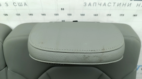 Спинка заднего 3-го ряда сидений Audi Q7 20-24 кожа серая, с подголовниками, защелками и кронштейном, надрывы, царапины на пластике, под химчистку