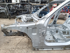 Четверть передняя левая BMW X3 G01 18-24 на кузове, серебро