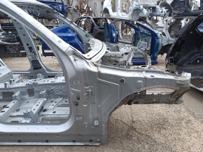 Четверть передняя правая BMW X3 G01 18-24 на кузове, серебро