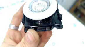 Lampă plafonieră spate stânga pentru Audi Q7 16-19 cu ornamente gri