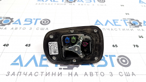 Антенна плавник Audi Q7 21-26 потерт