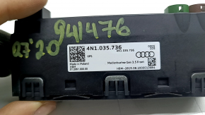 USB Hub Audi Q7 16-26 полезло покрытие