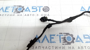 Проводка переднего бампера Audi Q7 20-22 под 6 парктроников и камеру
