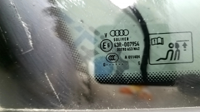 Форточка глухое стекло задняя левая Audi Q7 19-26 тонировка, с молдингом хром